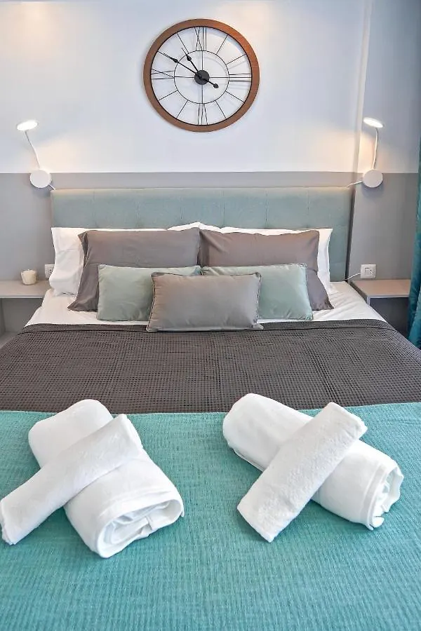 Apartment Modern Studio With A Sea View And Pool Access Ponderosa 801 Playa de las Americas  Spain