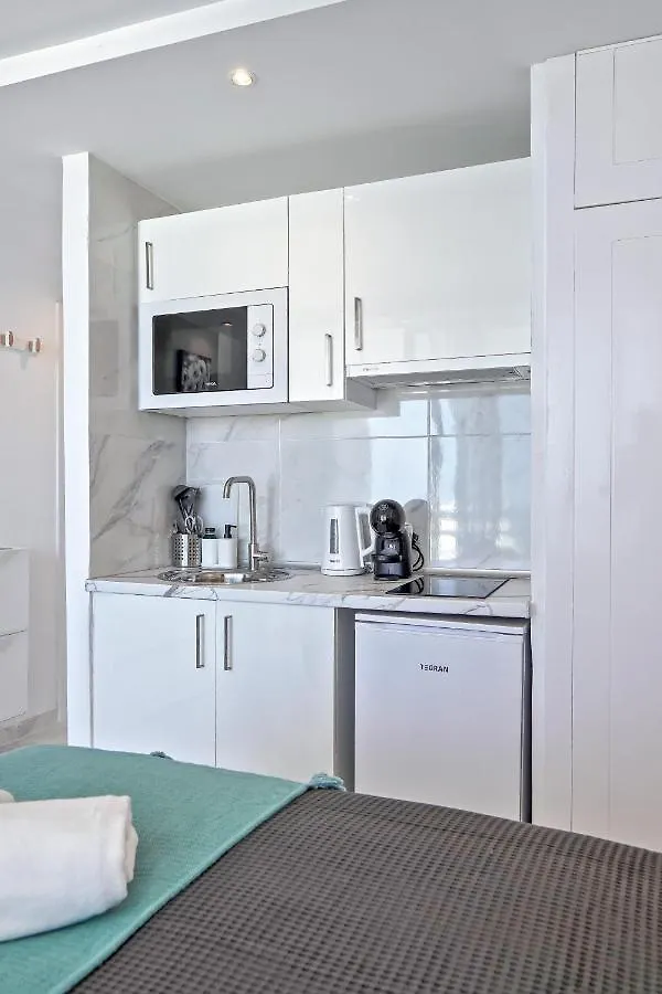 Apartment Modern Studio With A Sea View And Pool Access Ponderosa 801 Playa de las Americas