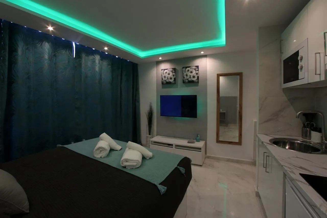 Modern Studio With A Sea View And Pool Access Ponderosa 801 Playa de las Americas  0*, Playa de las Americas (Tenerife)
