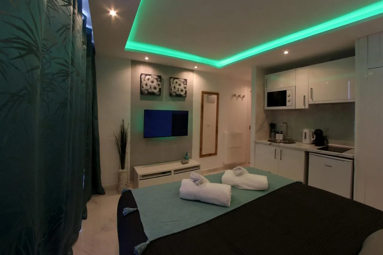 Modern Studio With A Sea View And Pool Access Ponderosa 801 Playa de las Americas  Spain